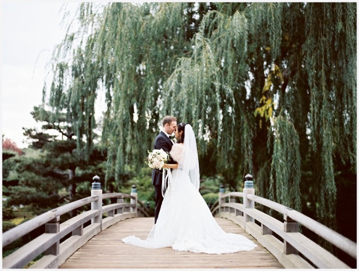 Kristin-La-Voie-Photography-Chicago-Wedding-Photographer-Chicago-Botanic-Gardens-35