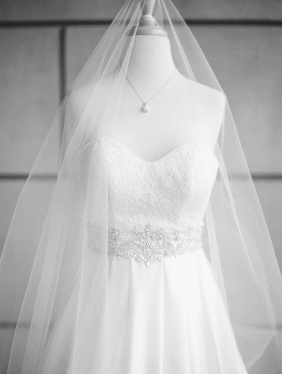 Kristin-La-Voie-Photography-Waldorf-Astoria-Chicago-Wedding-Photographer (4 of 87)