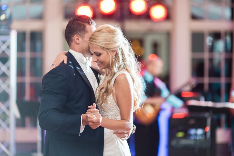 Kristin-La-Voie-Photography-Crystal-tree-country-club-chicago-wedding-photographer-37