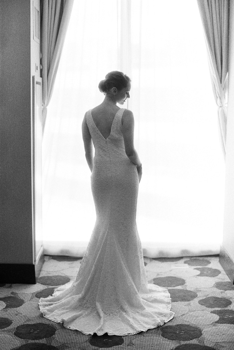 Kristin-La-Voie-Photography-Museum-of-Contemporary-art-wedding-55
