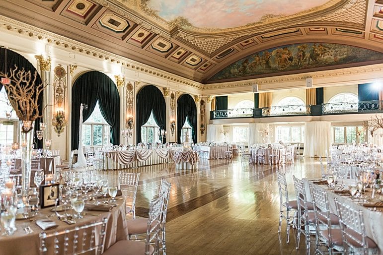 Kristin-La-Voie-Photography-Medinah-Country-Club-Wedding-104