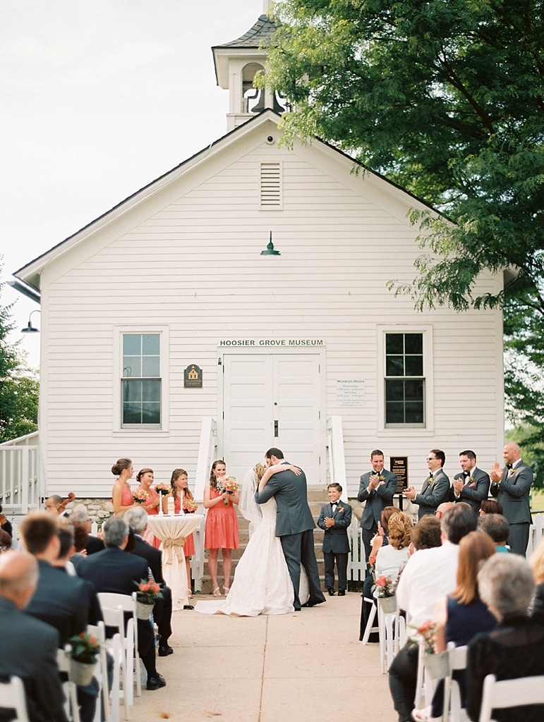 Hoosier Grove Barn Wedding - Kristin La Voie Photography | Chicago ...