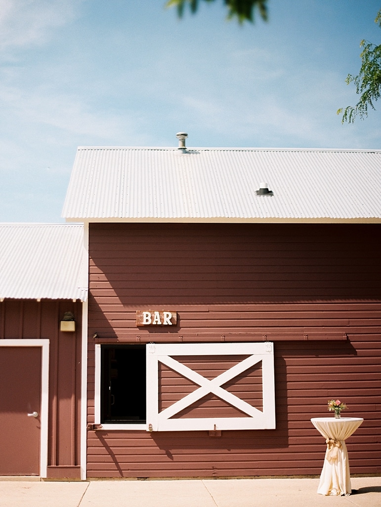 Kristin-La-Voie-Photography-Hoosier-Grove-Barn-Wedding-35