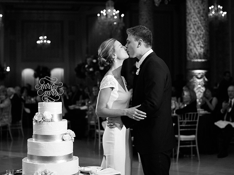Kristin-La-Voie-Photography-Drake-Hotel-Chicago-Wedding-174