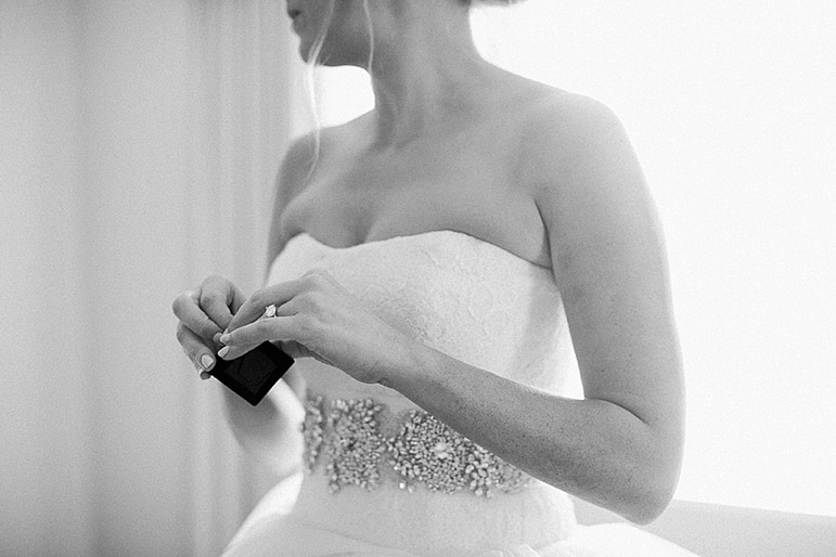 Kristin-La-Voie-Photography-Four-Seasons-Chicago-Wedding-33