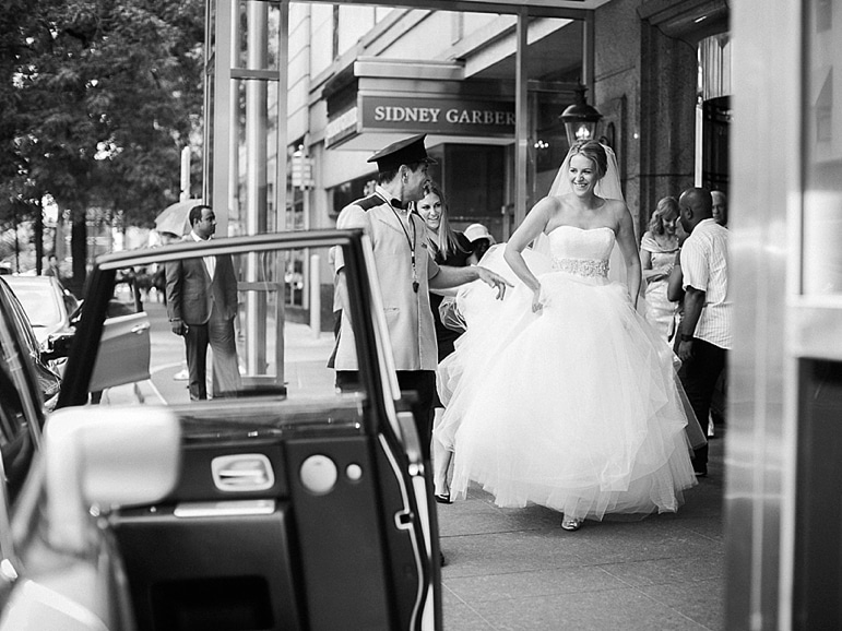 Kristin-La-Voie-Photography-Four-Seasons-Chicago-Wedding-34