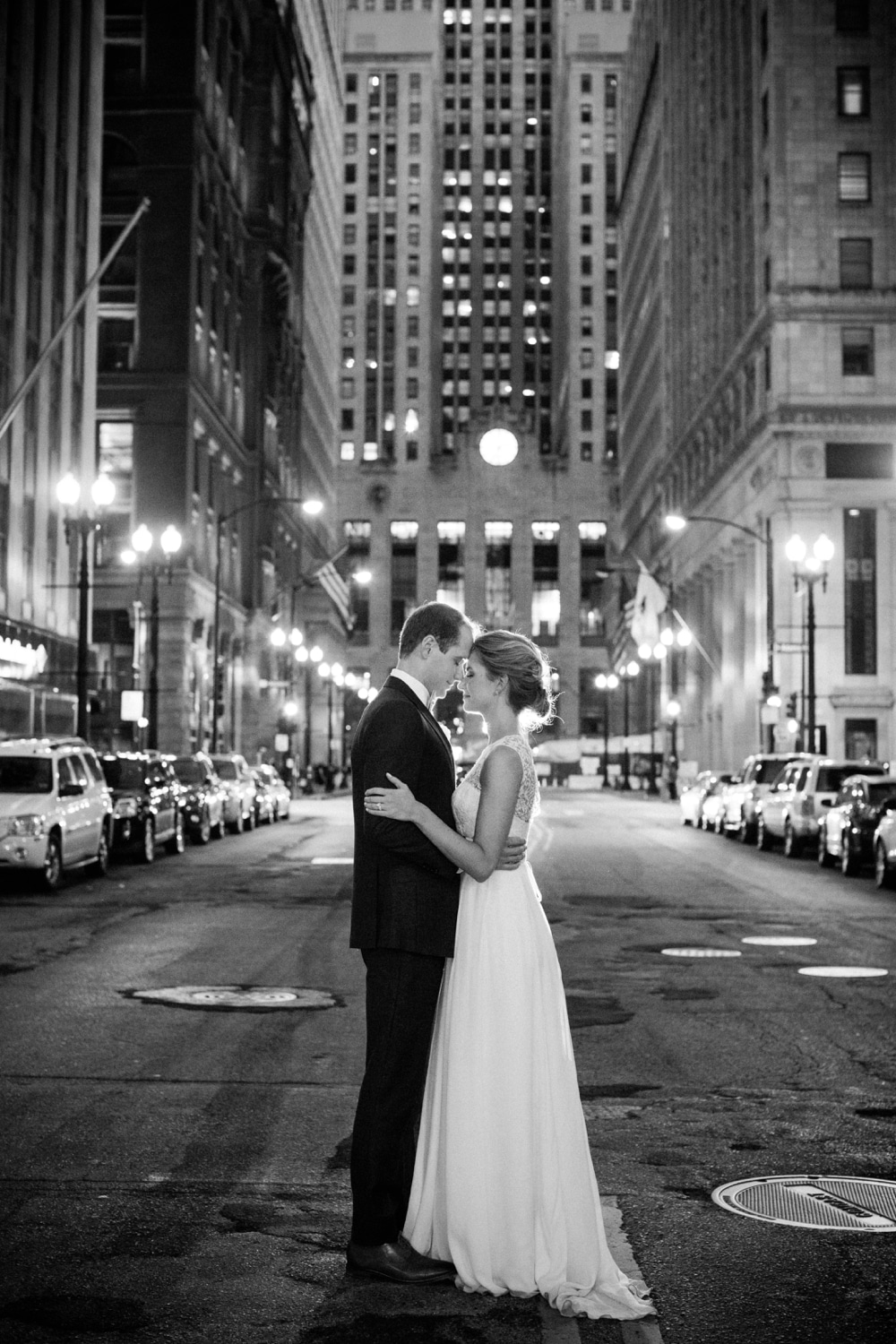 kristin-la-voie-photography-bridgeport-art-center-wedding-chicago-wedding-photographer-51