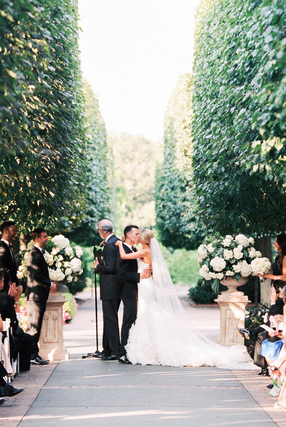 Kristin-la-voie-photography-chicago-botanic-garden-wedding-photographer-rose -terrace-1 - Kristin La Voie Photography Chicago Austin Fine Art Wedding Photographer