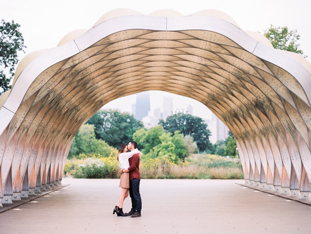 kristin-la-voie-photography-chicago-wedding-photographer-south-pond-10