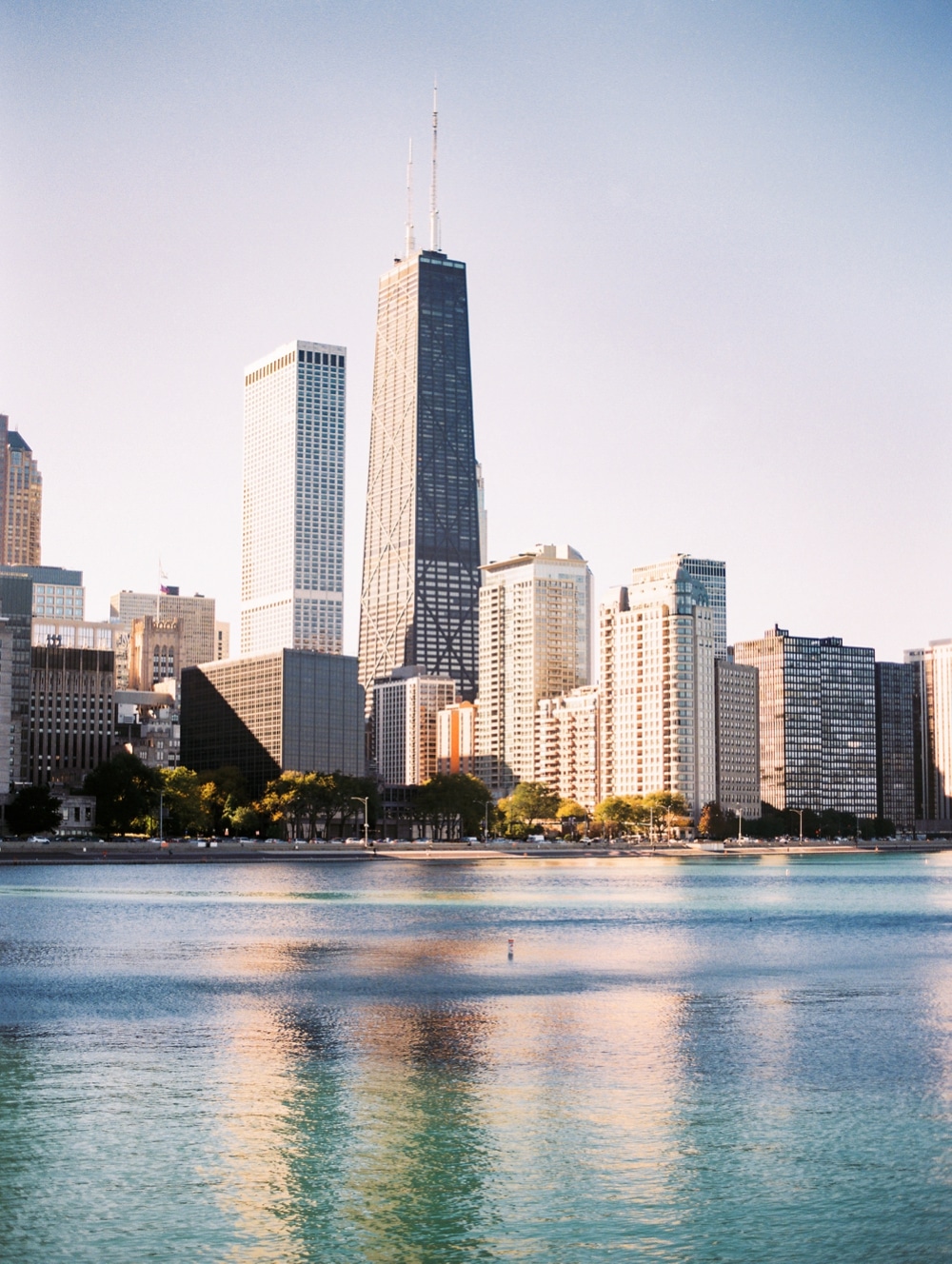 kristin-la-voie-photography-chicago-wedding-photographer-olive-park-43
