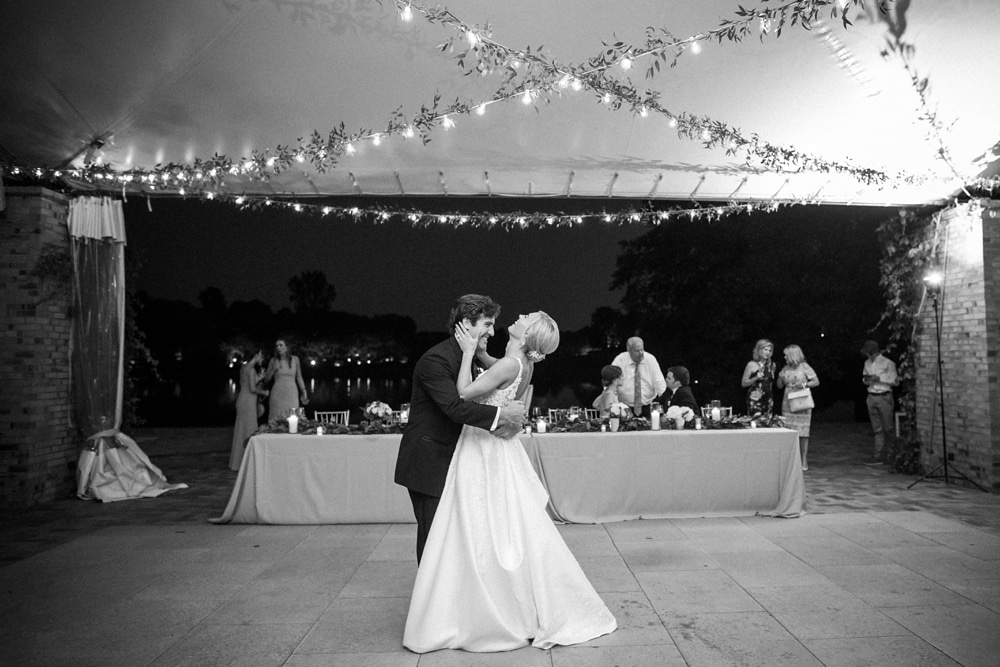 Kristin-La-Voie-Photography-chicago-botanic-garden-wedding-photos-163