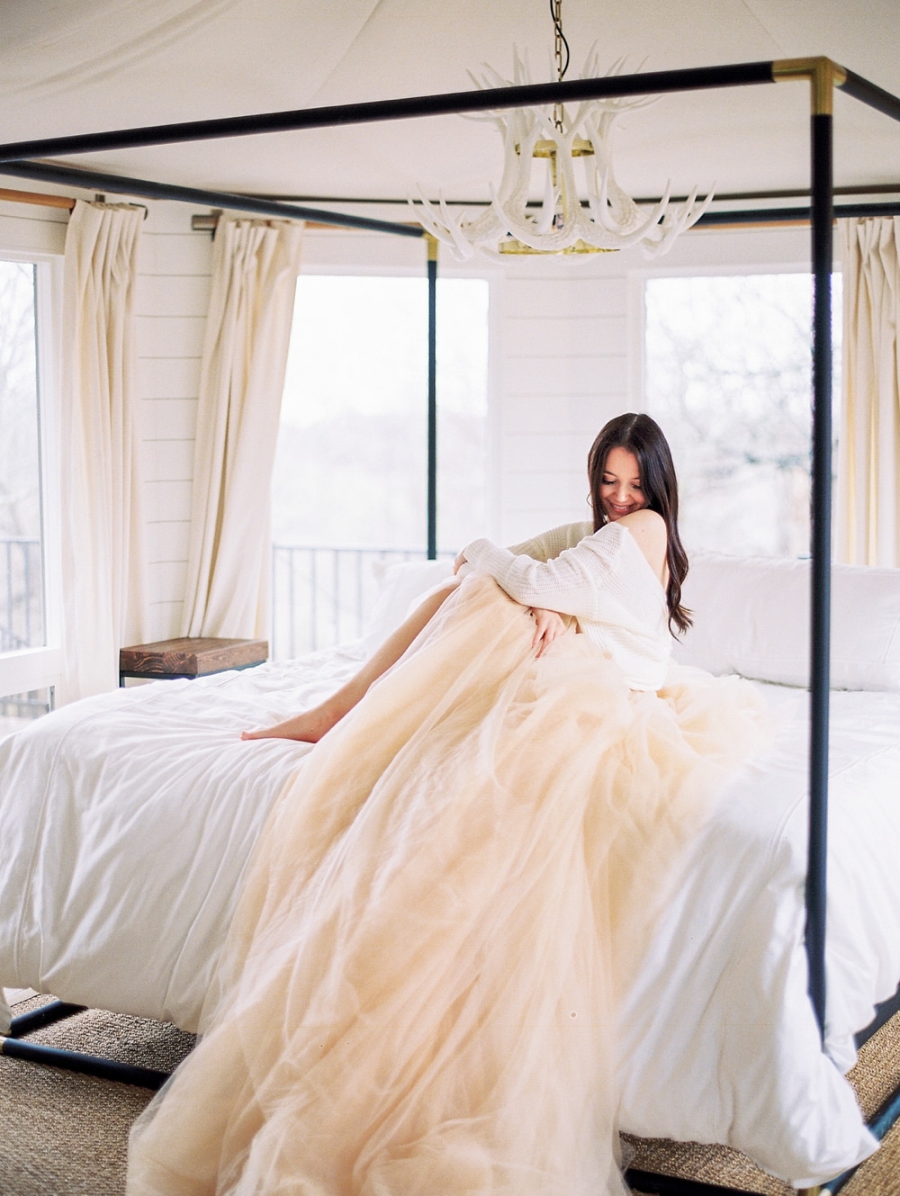 https://kristinlavoiephotography.com/wp-content/uploads/2020/02/Kristin-La-Voie-Photography-fine-art-wedding-bridal-boudoir-texas-photographer-Dallas-Austin-San-Marcos-wahwahtaysee-resort-109.jpg