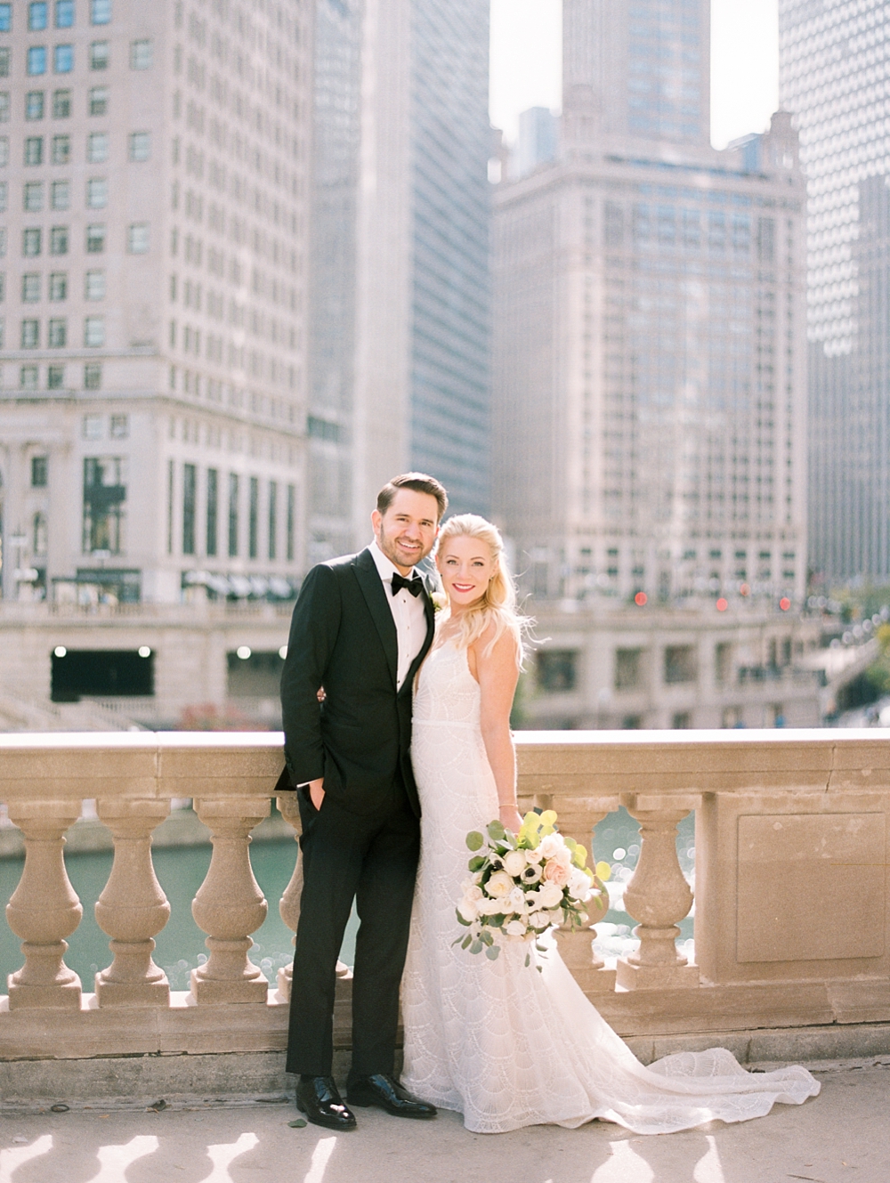 kristin-la-voie-photography-chicago-Wedding-Photographer-kimpton-gray-hotel-16