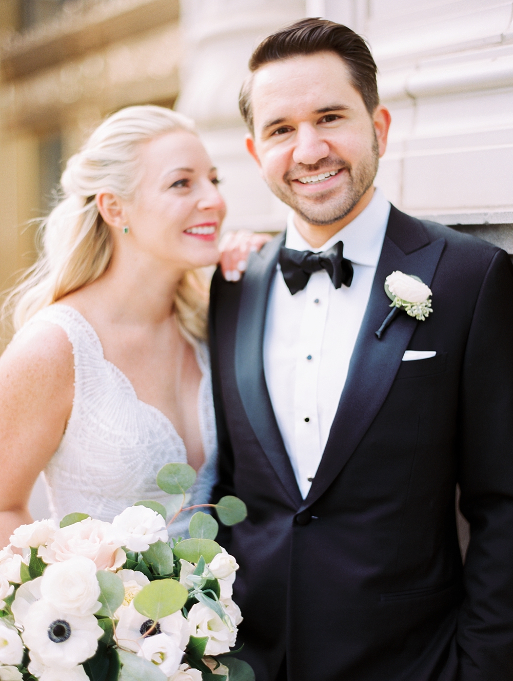 kristin-la-voie-photography-chicago-Wedding-Photographer-kimpton-gray-hotel-48