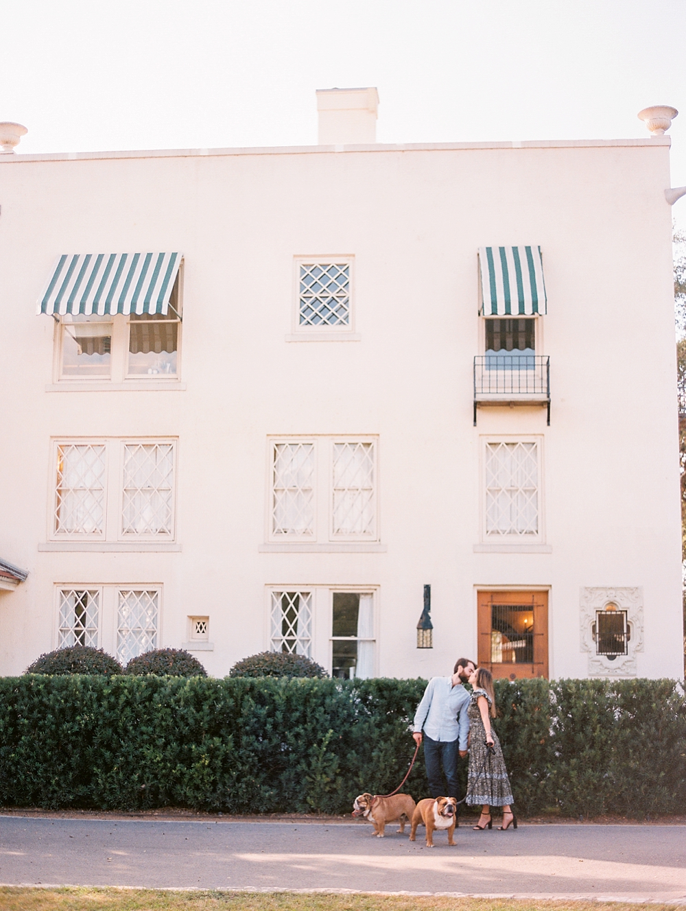 kristin-la-voie-photography-Austin-Wedding-Photographer-laguna-gloria-commodore-perry-estate-engagement-44
