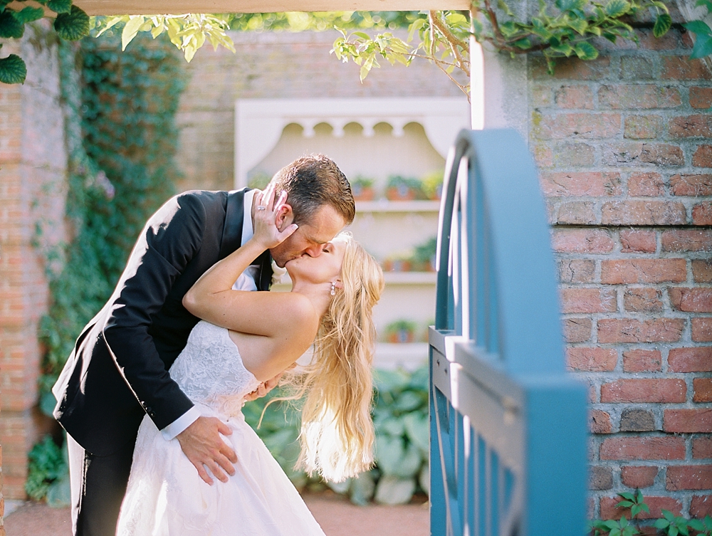 kristin-la-voie-photography-Chicago-Botanic-Garden-Wedding-8-29-21-308