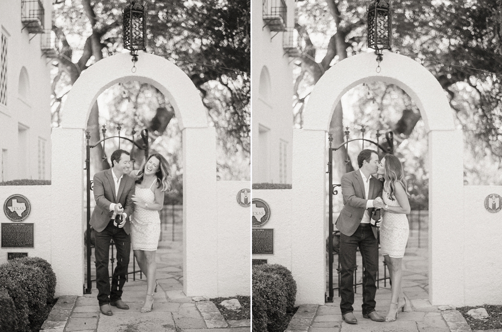 kristin-la-voie-photography-laguna-gloria-engagement-Austin-wedding-photographer-78