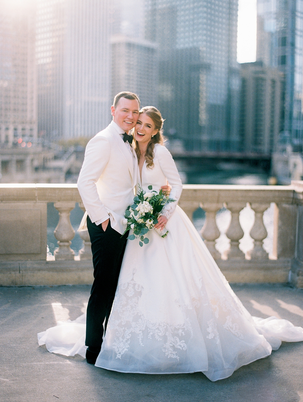 kristin-la-voie-photography-chicago-athletic-association-wedding-photographer-148