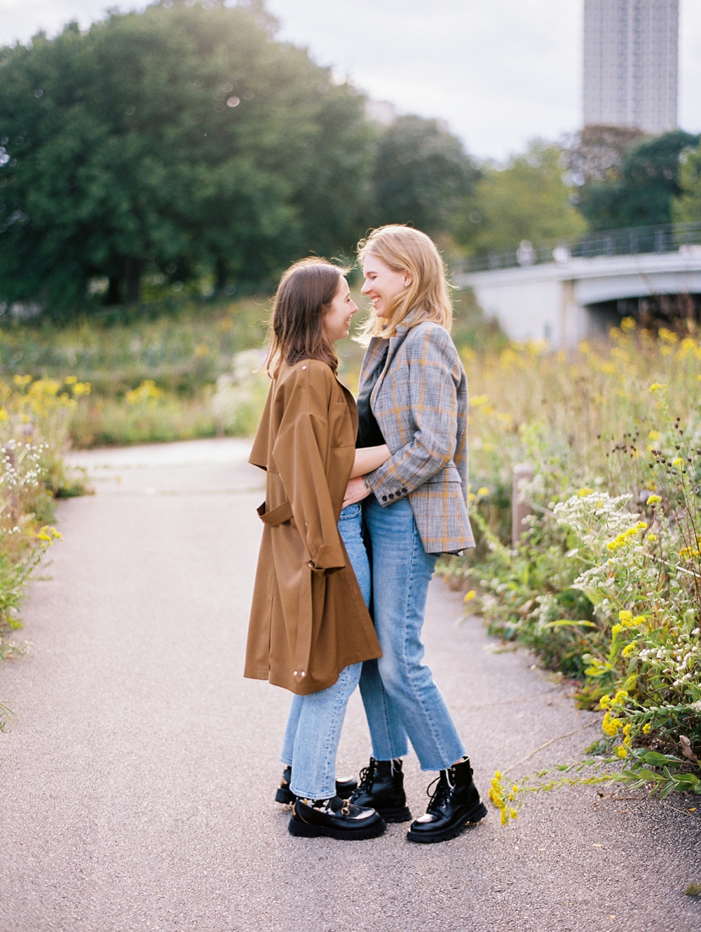 kristin-la-voie-photography-chicago-lincoln-park-same-sex-engagement-photographer-lgbtqia-32