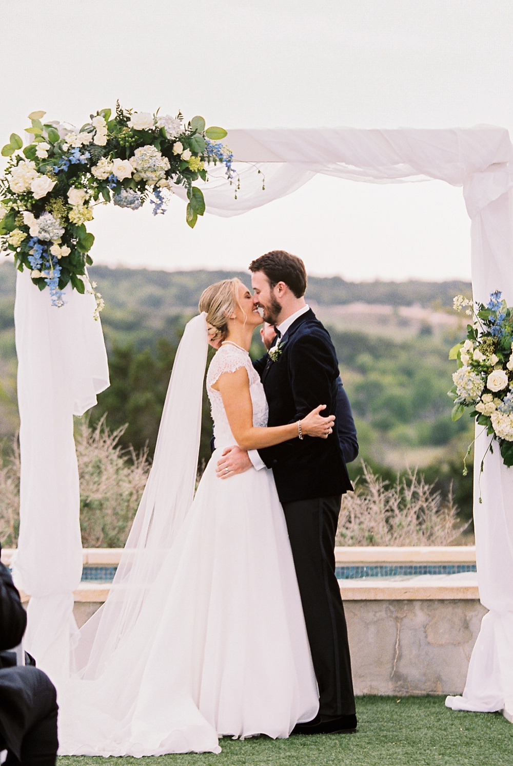 camp hideaway Fredericksburg wedding