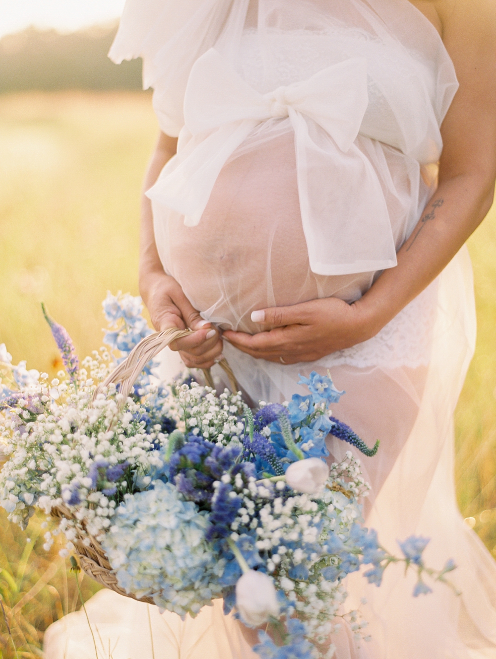 Austin Texas Maternity Photographer