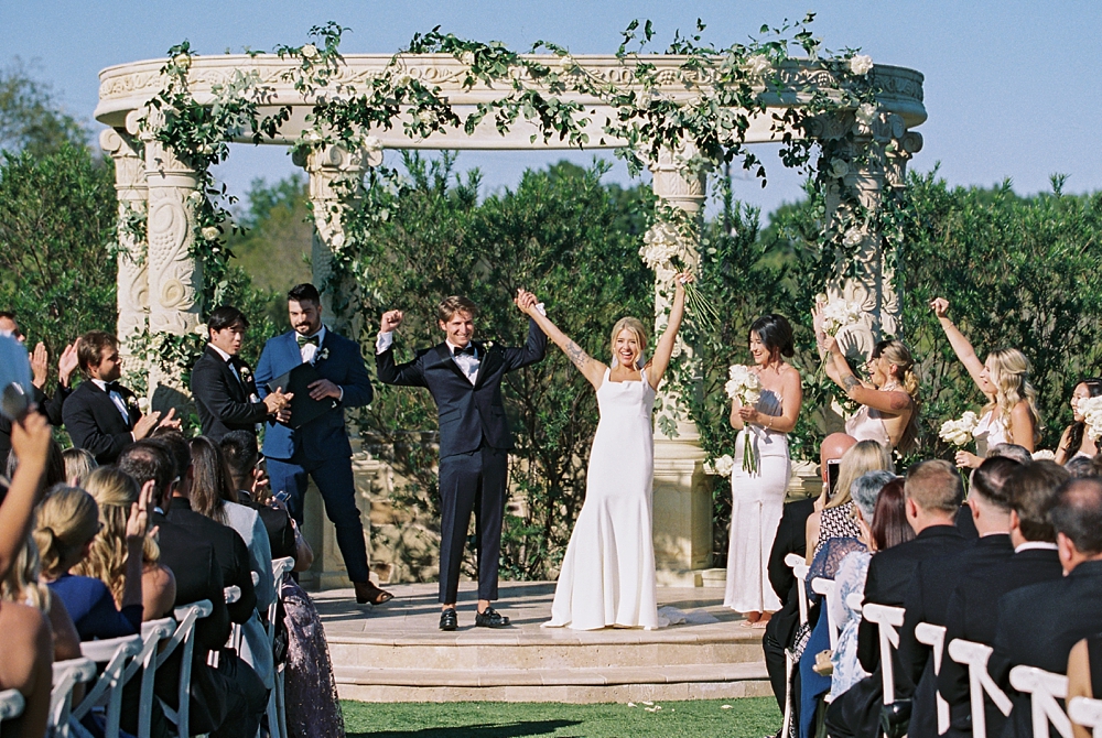 Kristin-La-Voie-Photography-Dallas-Wedding-Photographer-D’Vine-Grace-Vineyard-McKinney-42