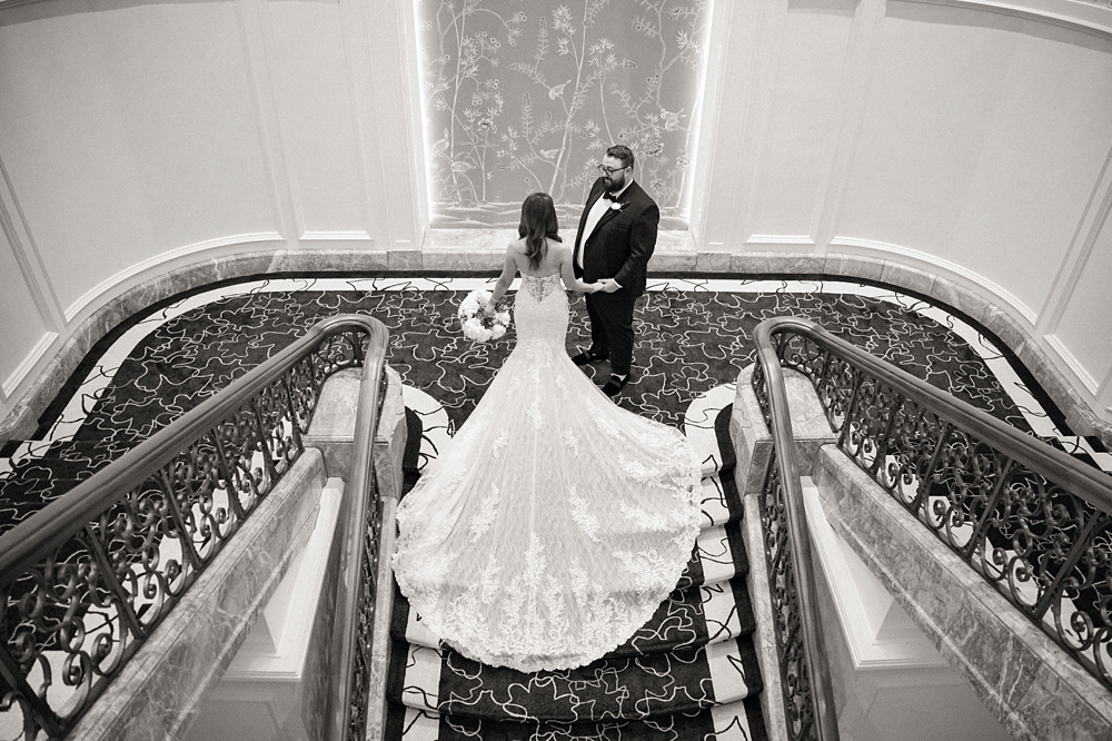 kristin-la-voie-photography-Four-Seasons-Chicago-luxury-wedding-395